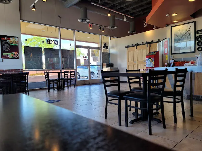 Yogis Grill Picture 3