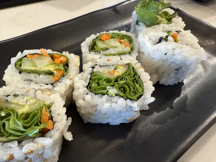 Trapper's Sushi Co. Picture 2