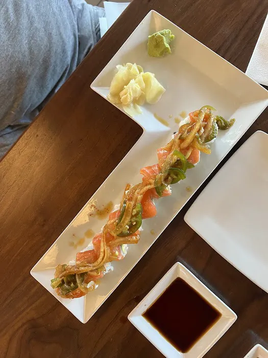 Squid Ink Sushi Bar - Peoria Picture 6