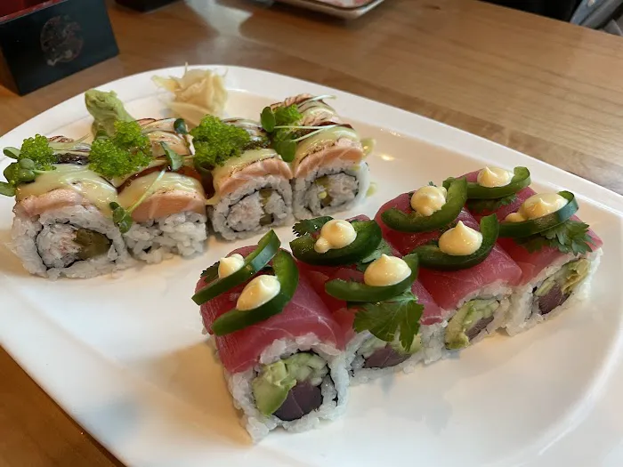 Yama Sushi & Izakaya Picture 4