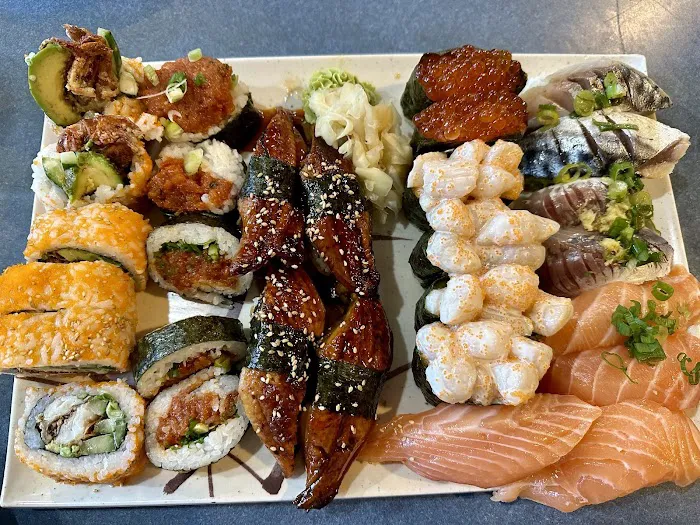 Saburos | Sushi House Restaurant Picture 2