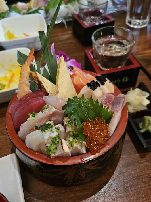 Yama Sushi & Sake Bar Picture 7