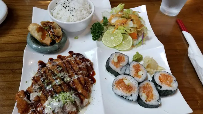 Tomo Ramen and Izakaya Picture 8