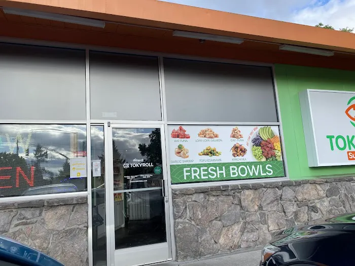 TOKYROLL Sushi & Poké - Terwilliger Picture 1