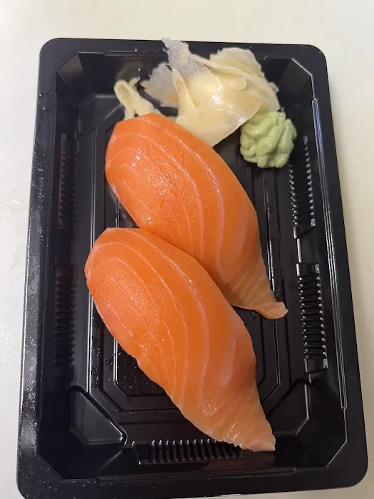 Sushi lover pdx (Hillsdale Sushi Cart) Picture 6