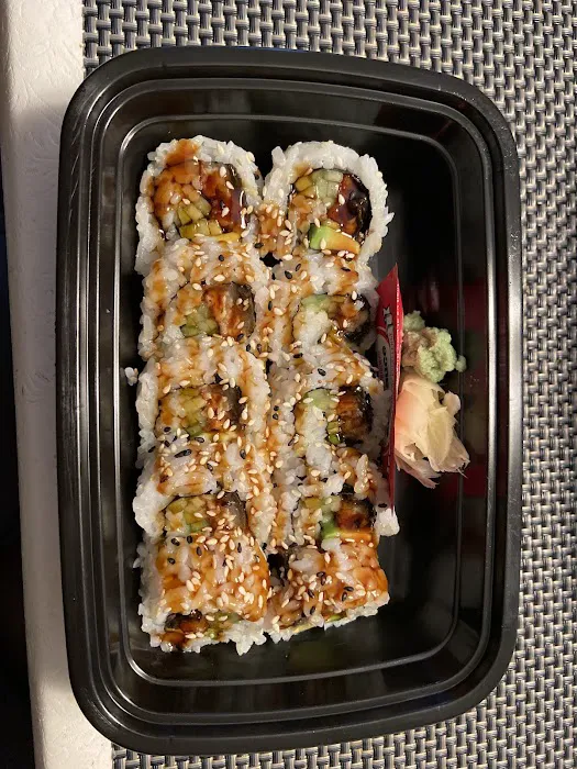 GG’s Sushi & teriyaki food cart Picture 9