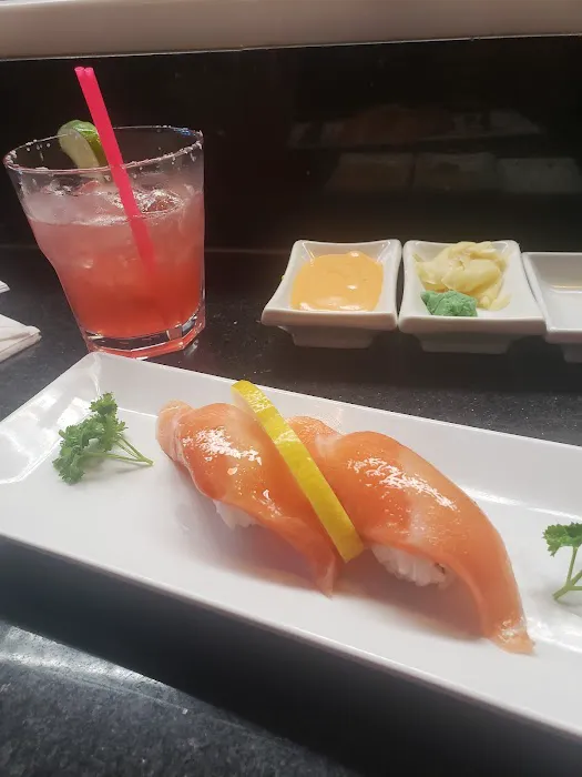 Fujiyama Sushi Bar & Grill Picture 7
