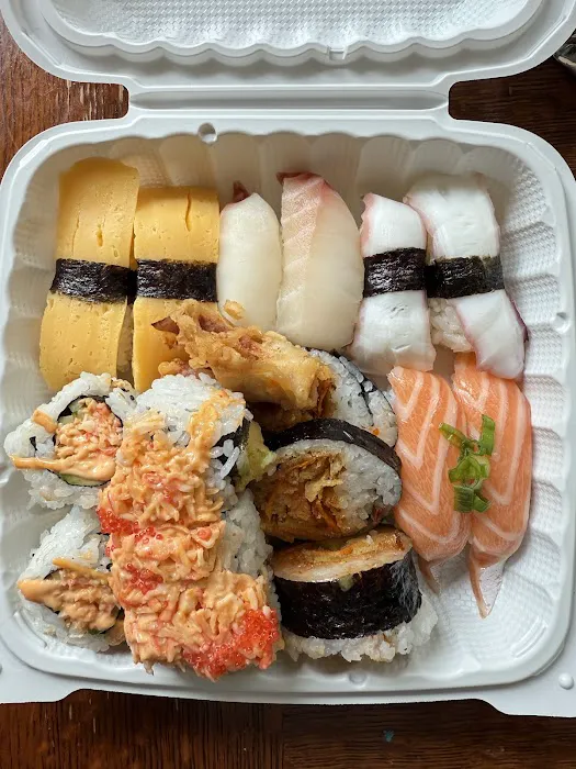 Nami Sushi & Ramen Picture 1