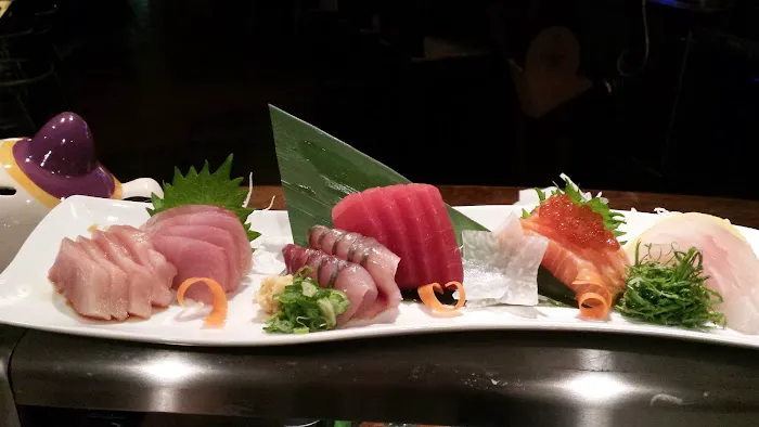 Samurai Blue Sushi & Ramen Picture 2