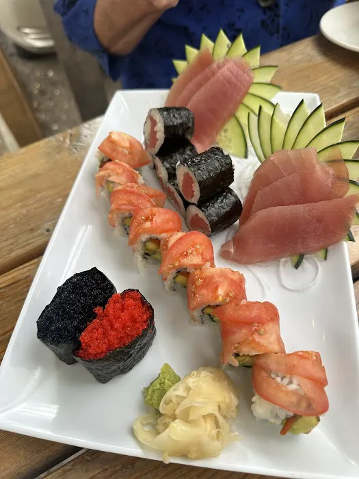 UCHU Sushi Picture 5