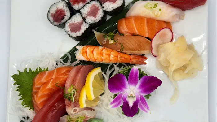 Hana Japanese Bistro Picture 3