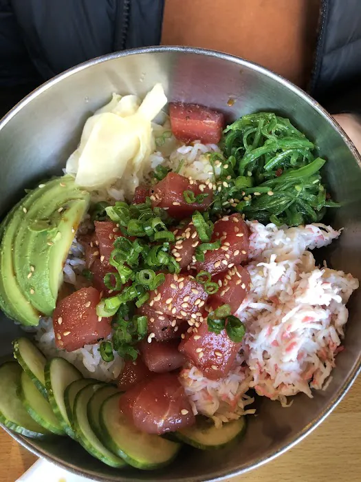Akasaru Ramen and Poke Picture 10