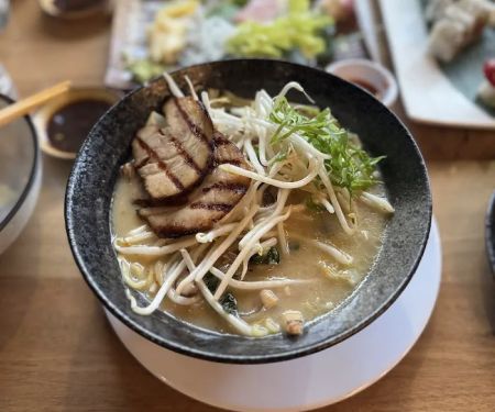 Mirakutei Sushi & Ramen Clackamas