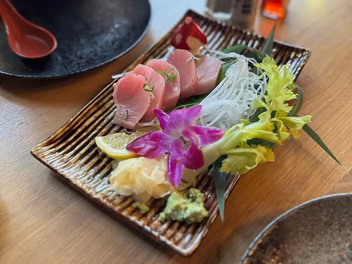 Mirakutei Sushi & Ramen Clackamas Picture 9