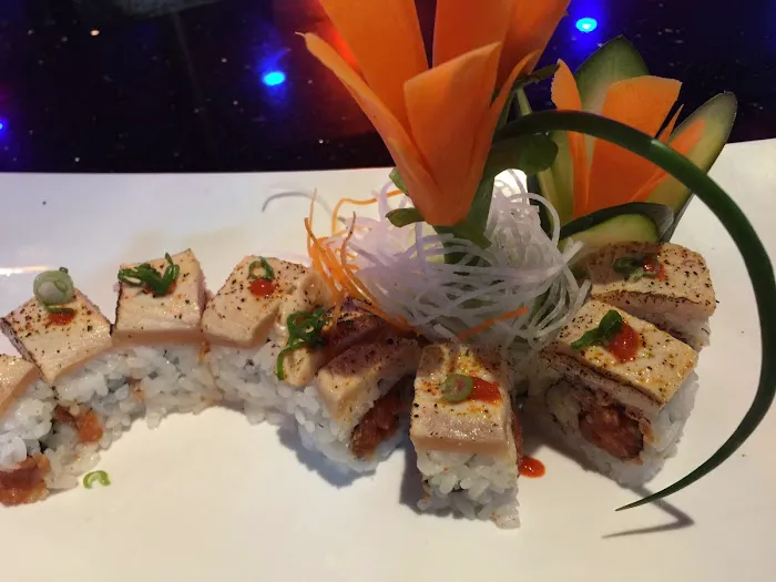Fujiyama Sushi Bar Picture 2