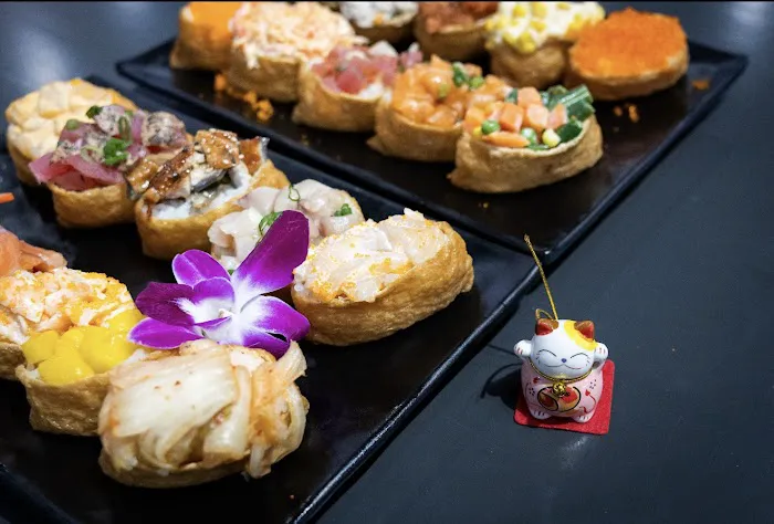 Rolls & Rice Picture 6