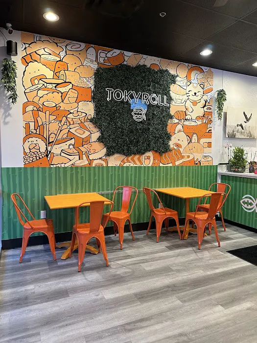 TOKYROLL Sushi & Poké - West Hills Plaza Picture 6