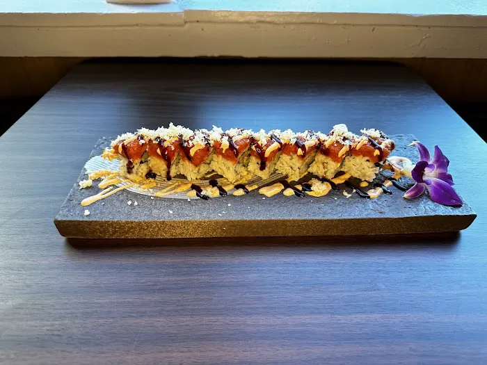 Hana Sushi and Izakaya Bridgeport Picture 1