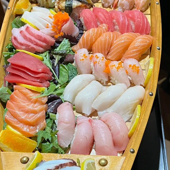 Sushi Bomb Japanese and Asian Grill Picture 3