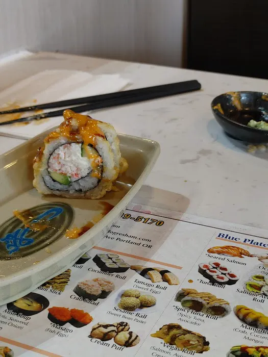 Sushi Edo Revolving Bar Picture 4