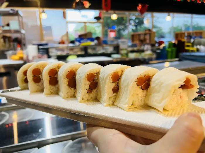 Sushi Edo Revolving Bar Picture 9