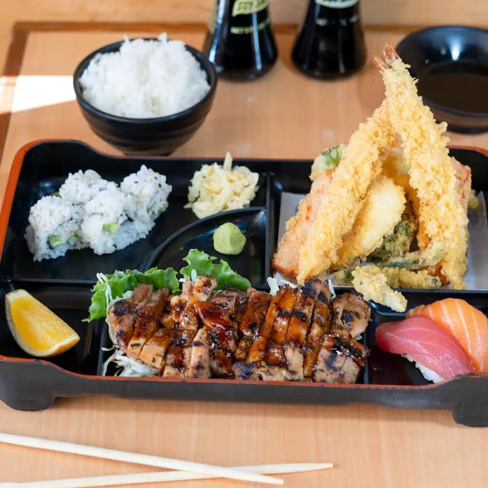 Meeka Sushi | Japanese Restaurant Picture 3