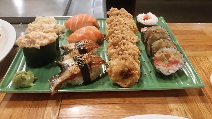 Fuji's Grill & Sushi Picture 1