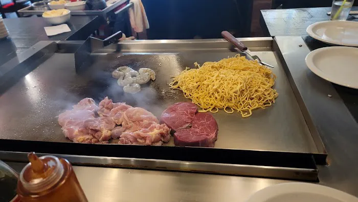Fuji's Grill & Sushi Picture 5