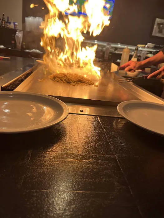 Fuji's Grill & Sushi Picture 9