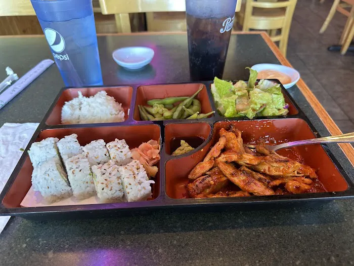 Oishi Sushi Picture 6