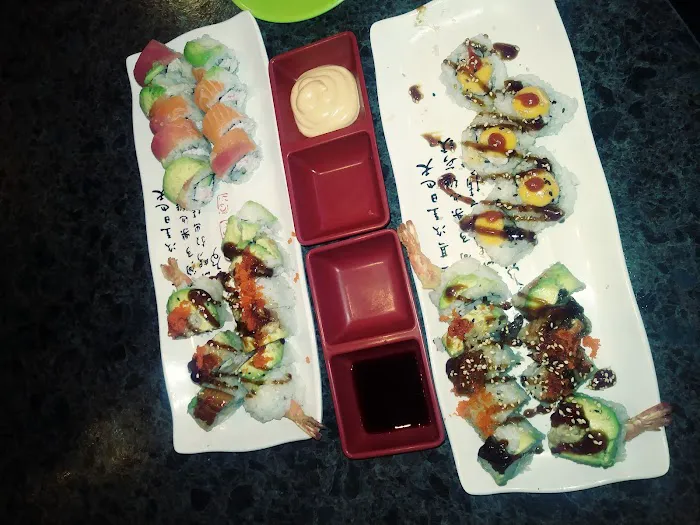 Sushi Moto Bar Picture 8