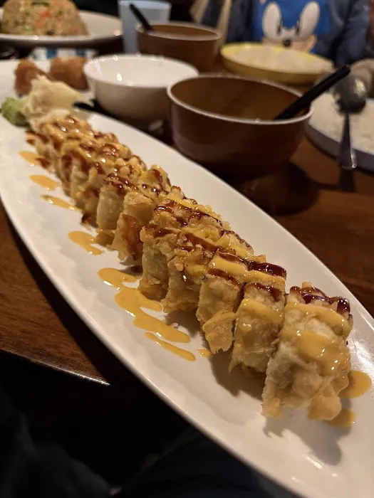 TAKUMI SUSHI AND BAR Picture 6