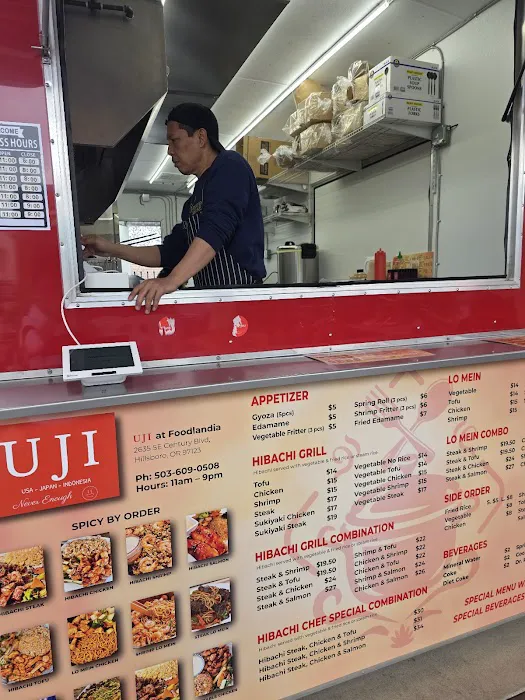 UJI Food Truck Picture 3