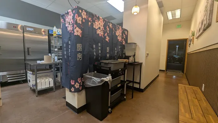 Sushiro Ramen Cafe Picture 2