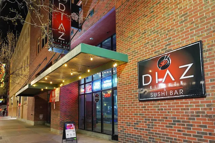 Diaz Kitchen & Sushi Bar Picture 2
