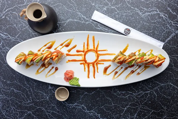 Diaz Kitchen & Sushi Bar Picture 7