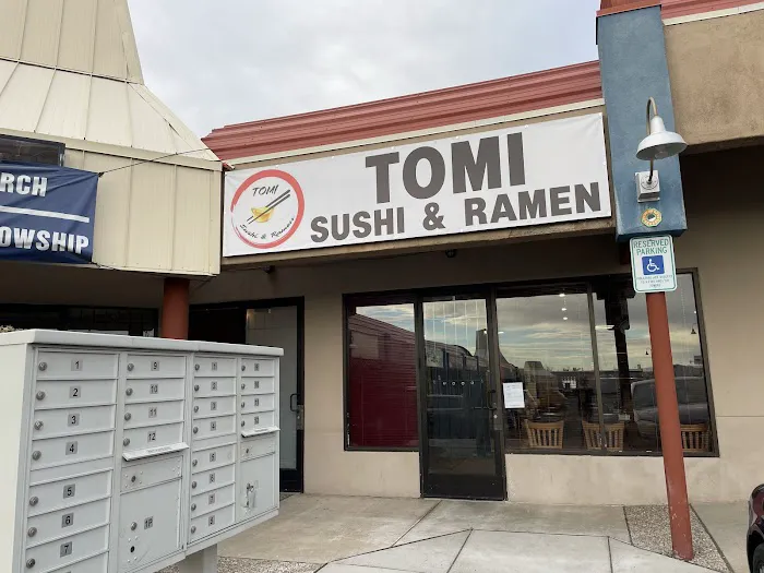 TOMI Sushi & Ramen Picture 3