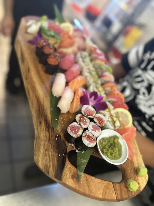 Bento Sushi Japanese Restaurant Picture 8