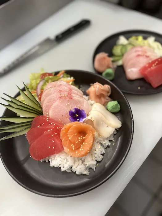 Bento Sushi Japanese Restaurant Picture 6