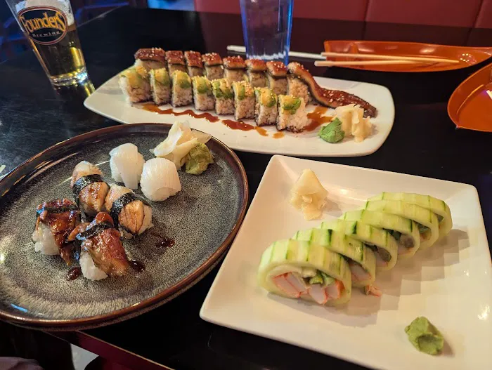 Azuma Sushi and Teppan Wyoming & Paseo Del Norte Picture 4