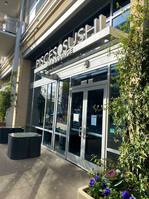 Pisces Sushi Bar and Lounge Picture 3