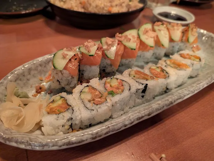 Yamazaru Sushi & Sake Picture 2