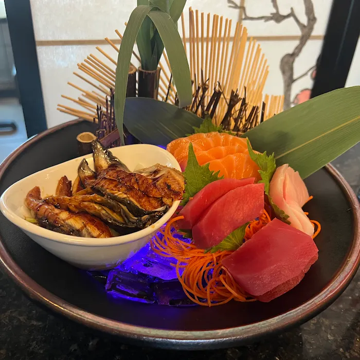 Midori Sushi & Hibachi Picture 3