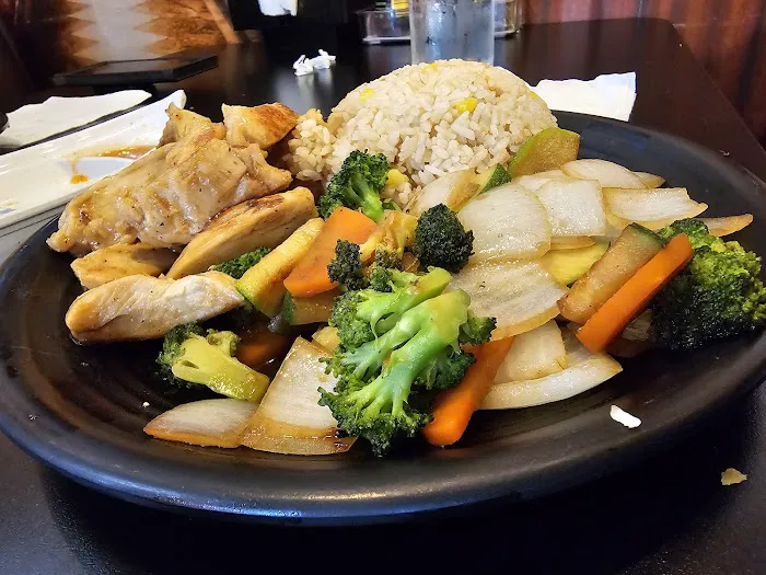 Midori Sushi & Hibachi Picture 9