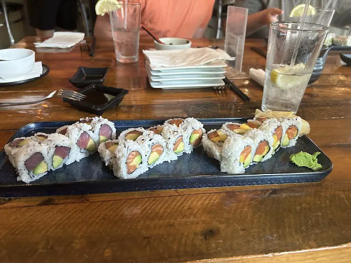 Pisces Sushi Bar & Lounge-Lake Norman Picture 2