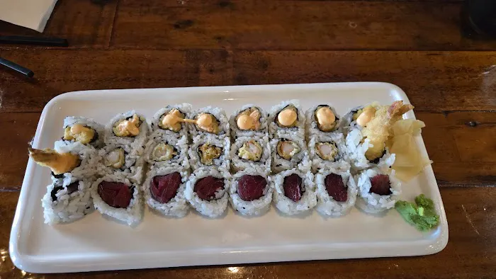 Pisces Sushi Bar & Lounge-Lake Norman Picture 4