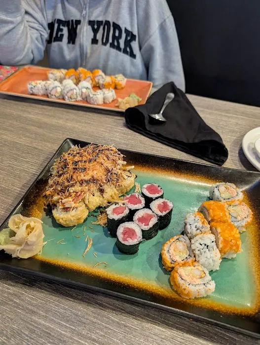 Sushi at the Lake Too Picture 5