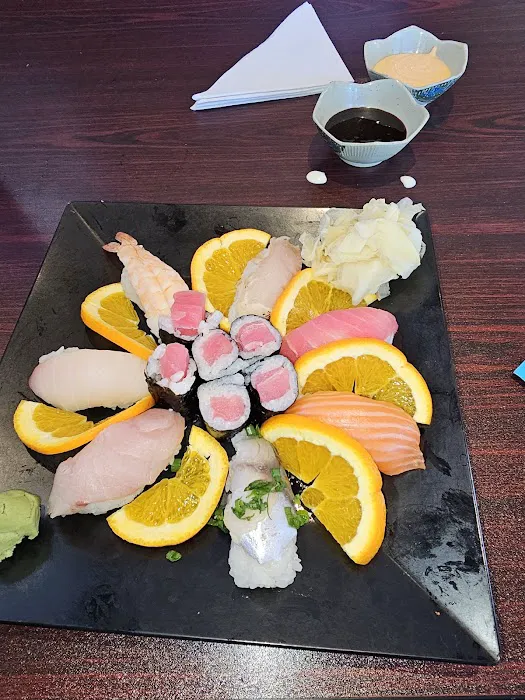 Ku-Ru Sushi & Grill Picture 6