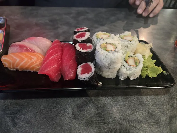 Little Tokyo Restaurant Picture 5