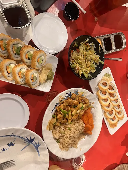 Little Tokyo Restaurant/ Little Tokyo Lounge Picture 4